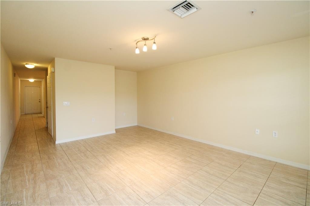 9051 Gervais CIR 1503 photo 15
