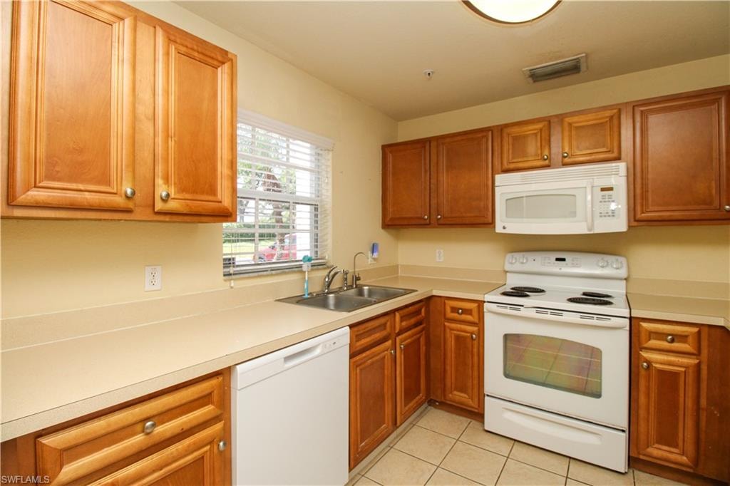9051 Gervais CIR 1503 photo 8