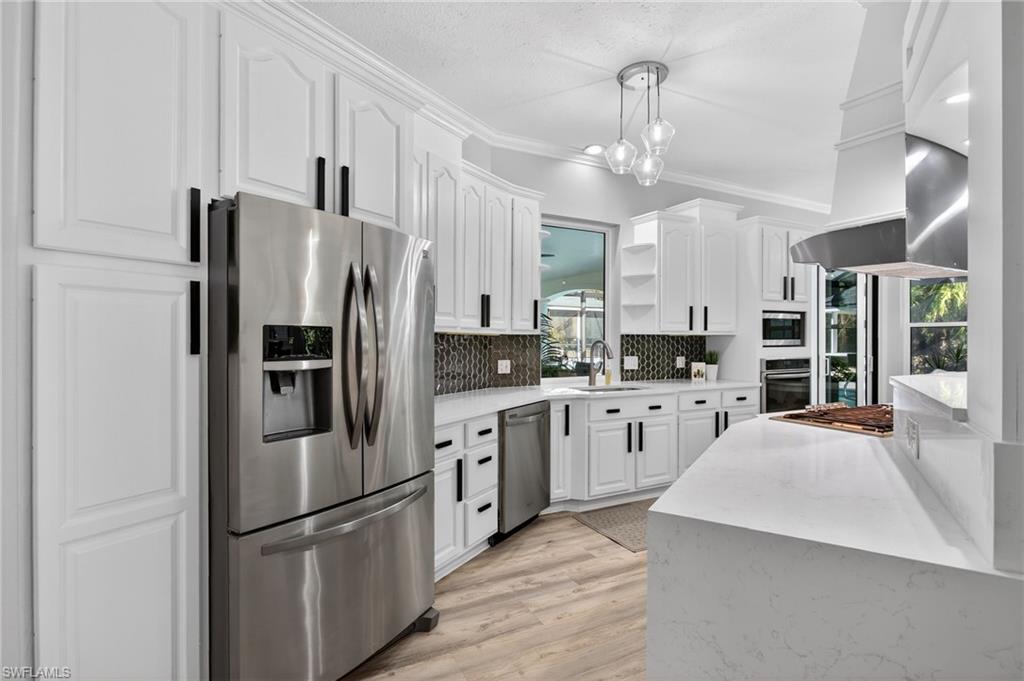 Waterfall quartz counters!