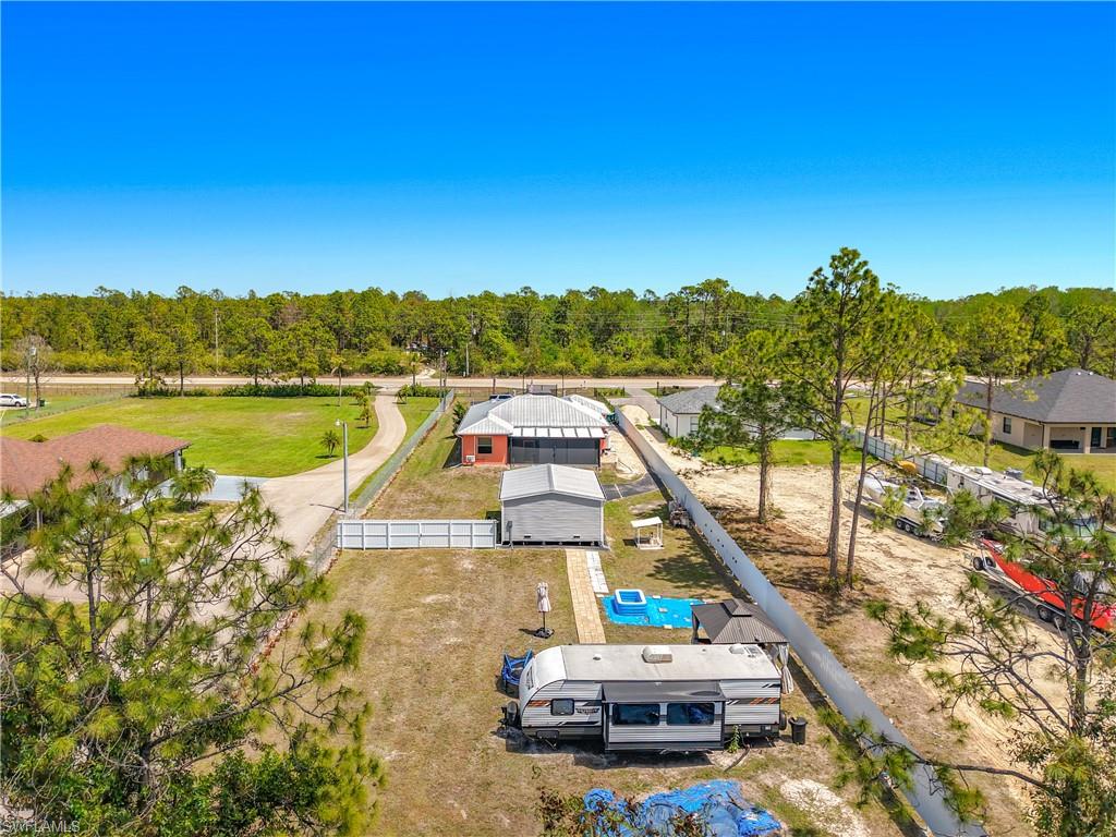 1845 Desoto BLVD N photo 23