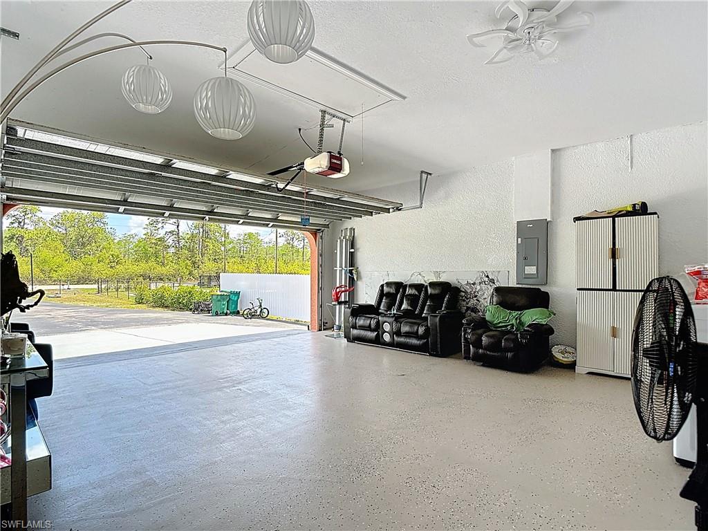 1845 Desoto BLVD N photo 19
