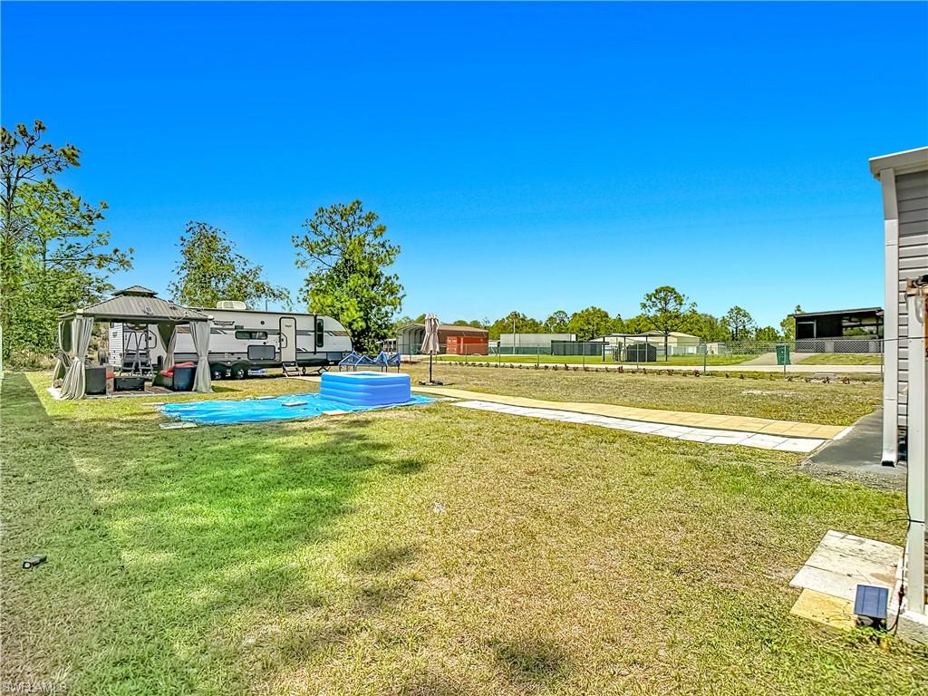 1845 Desoto BLVD N photo 21