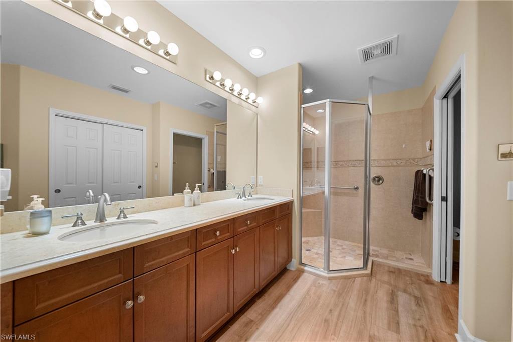 10644 Pelican Preserve BLVD 101 photo 17