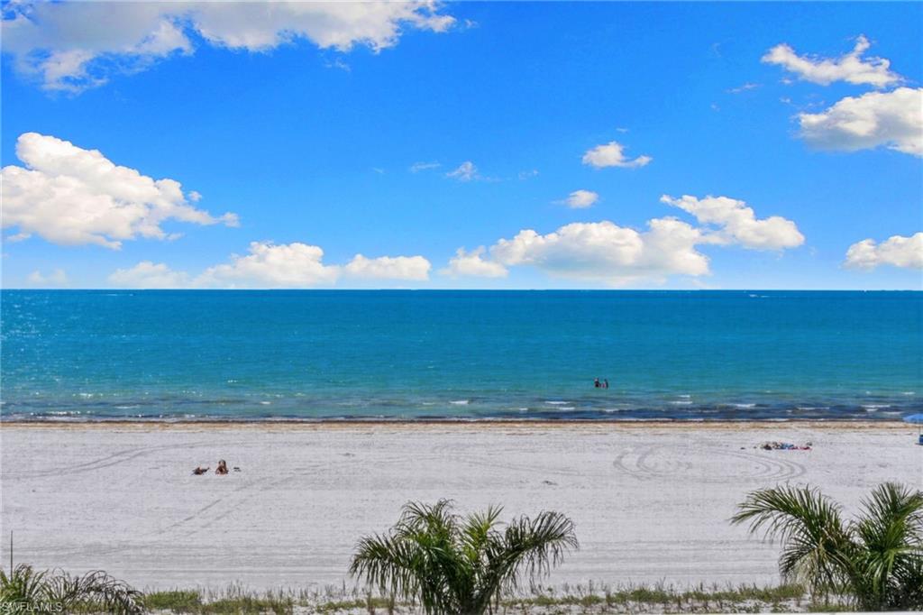 5000 ESTERO BLVD 305 photo 26