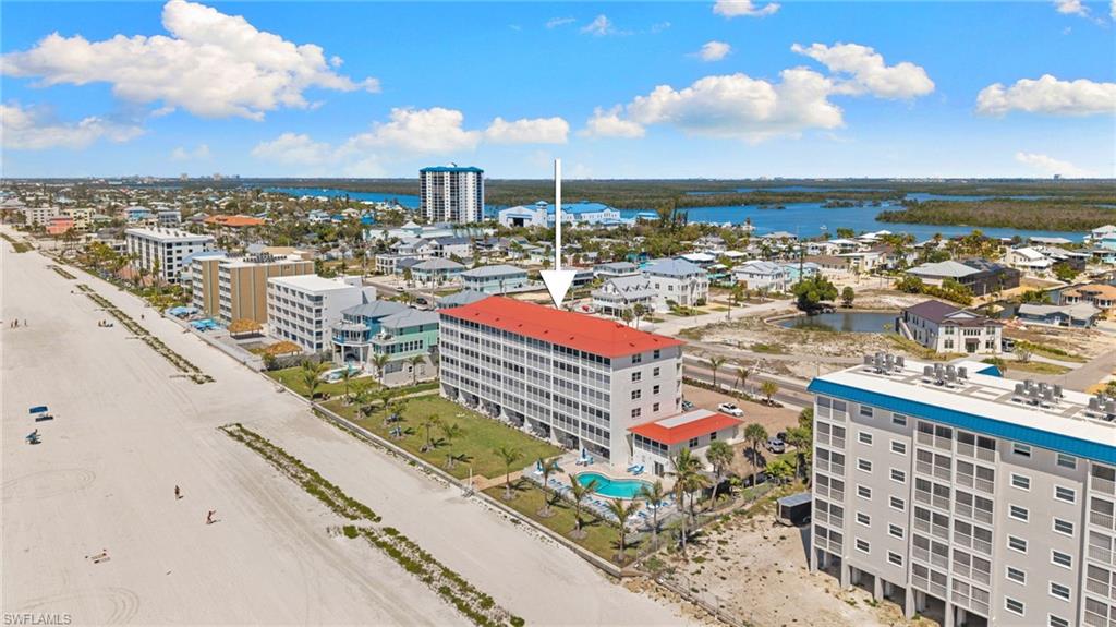 5000 ESTERO BLVD 305 photo 32