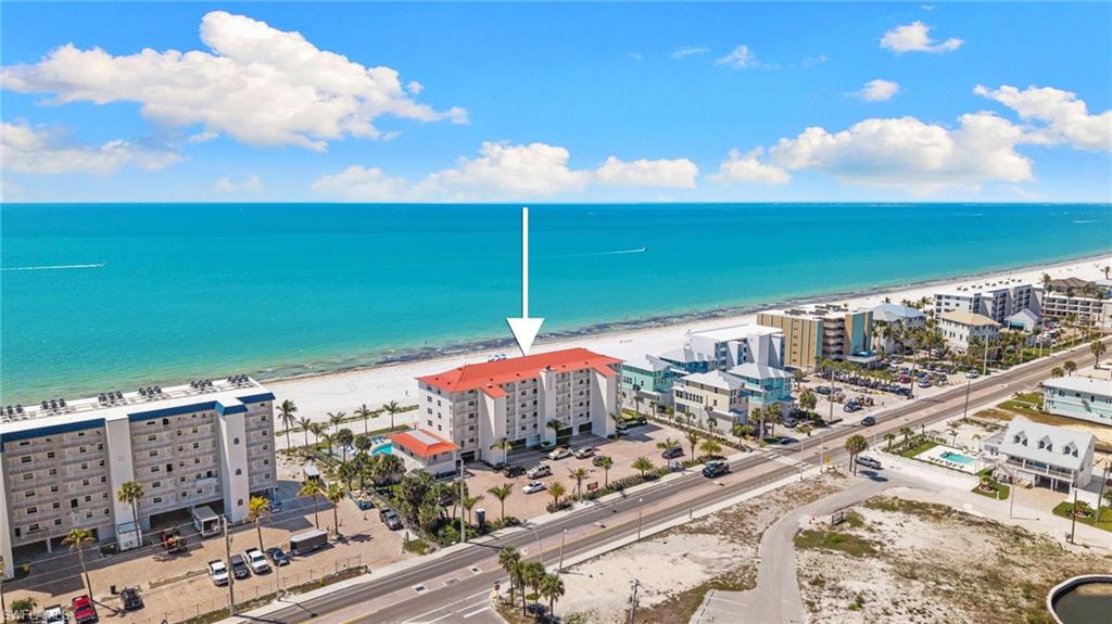 5000 ESTERO BLVD 305 photo 28