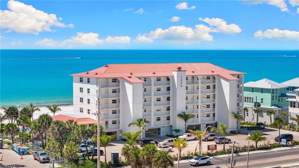 5000 ESTERO BLVD 305 photo 35
