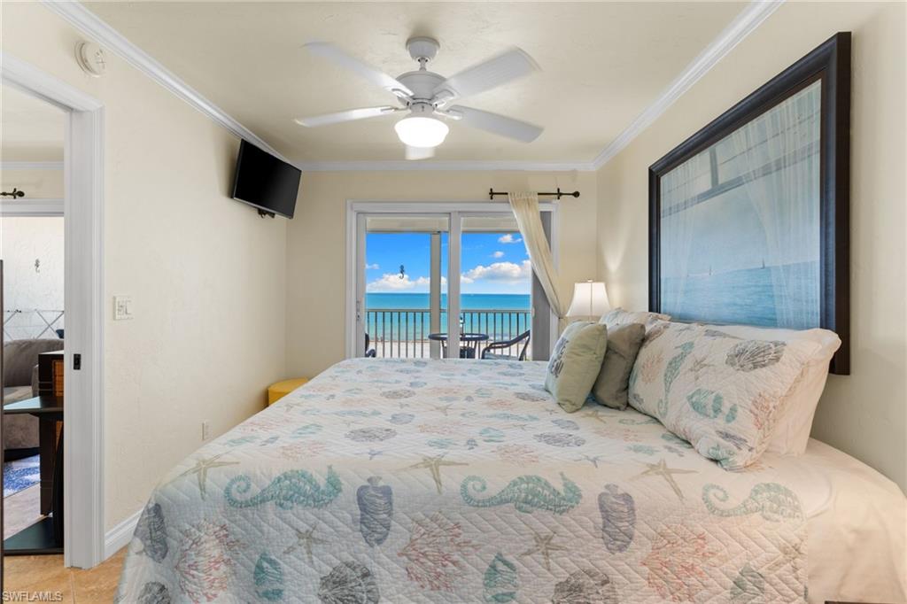 5000 ESTERO BLVD 305 photo 21