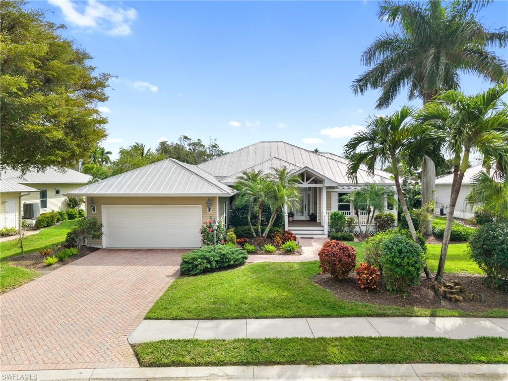 15567 Caloosa Creek CIR