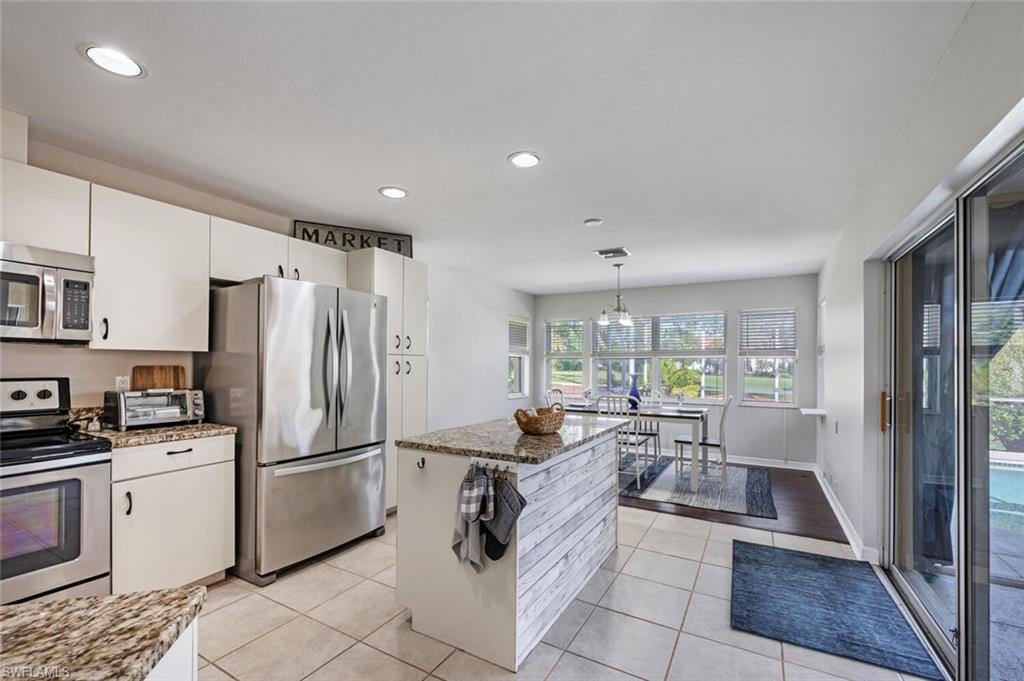 641 Saint Andrews BLVD 108-1 photo 12