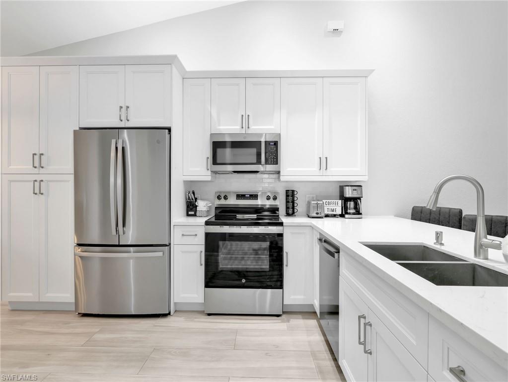 3505 Avion Woods CT 902 photo 8