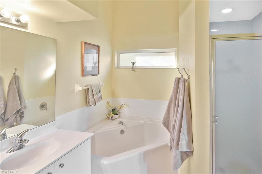 3870 SAWGRASS WAY 2521 photo 36