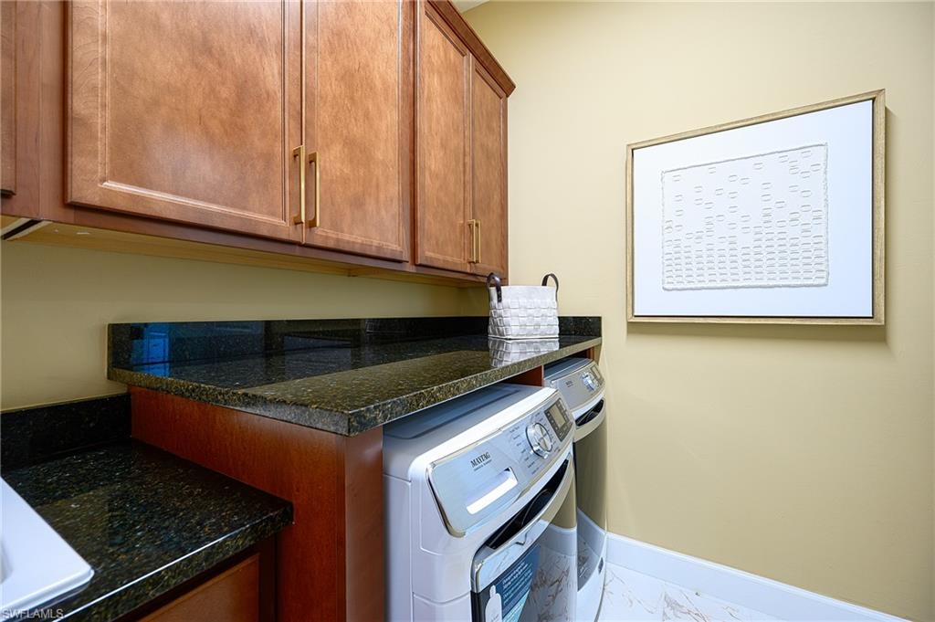 6968 Saona CT photo 19