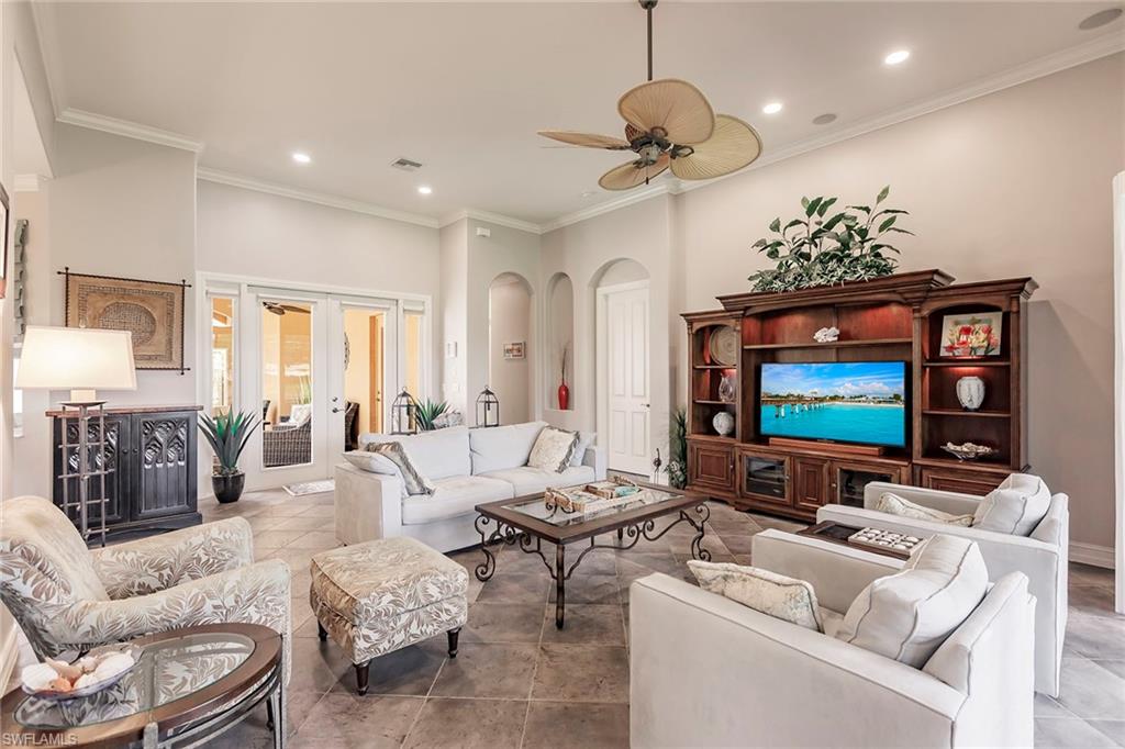 6105 Dogleg DR photo 10