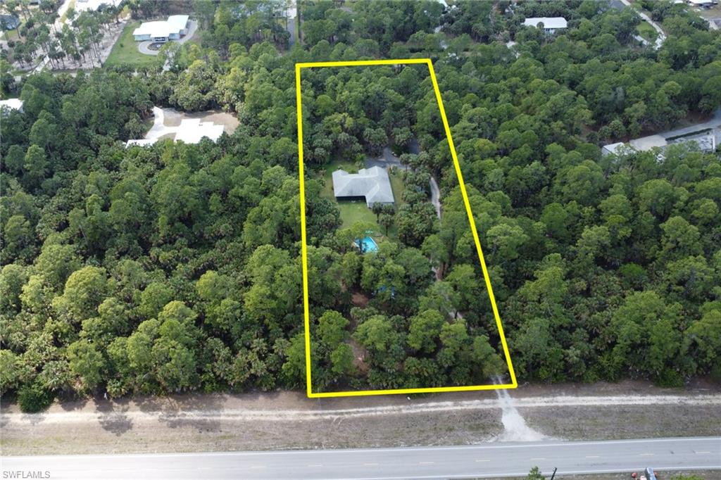 Two gated entrances. Main entrance off of 1st St Nw and 2nd gated entry off of Wilson Blvd N! Fully fenced! Fully private!!! 100% upland!!