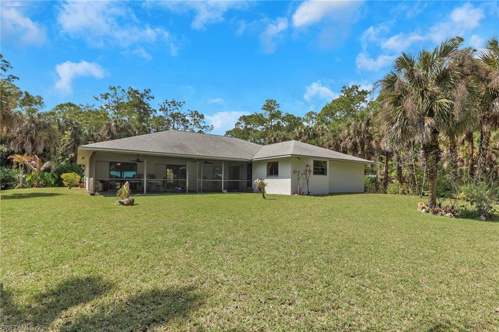 Large backyard with lush landscaping throughout. Relax and unwind with friends and family outdoors and enjoy the privacy and freedom that GGE has to offer!