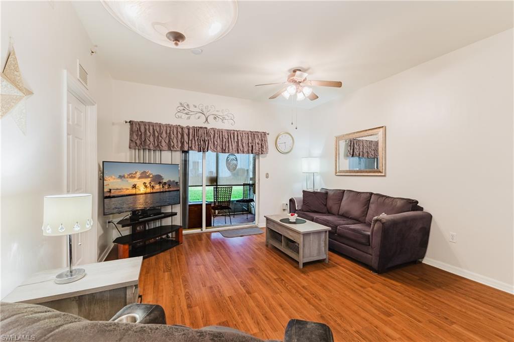 950 Hancock Creek South BLVD 411 photo 9