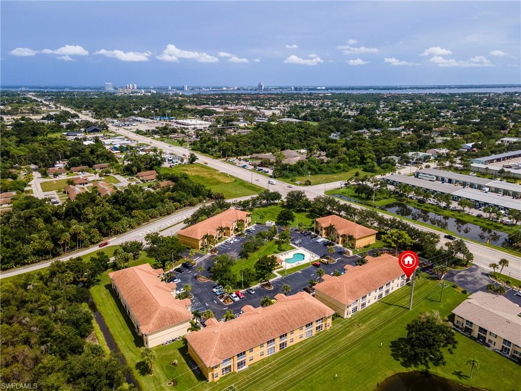950 Hancock Creek South BLVD 411 photo 30