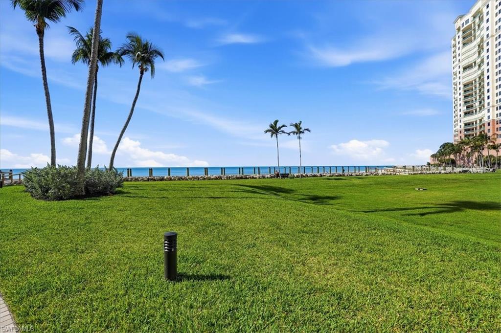 980 Cape Marco DR 706 photo 32