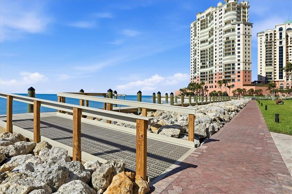980 Cape Marco DR 706 photo 33