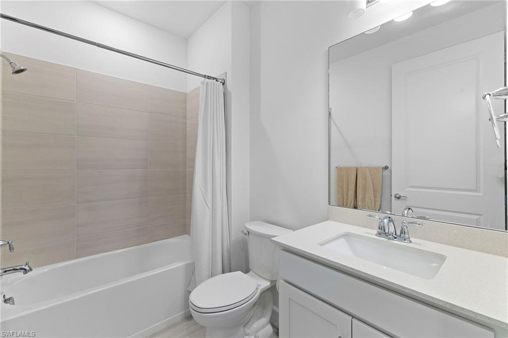 Full guest bathroom.