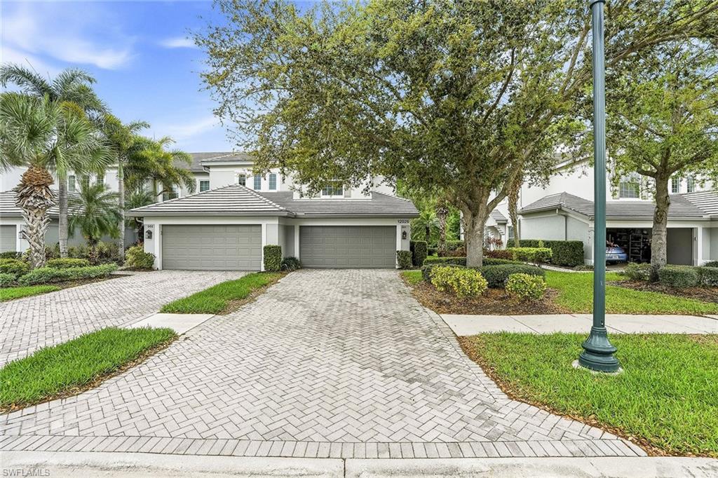 12026 Covent Garden CT 501 photo 34