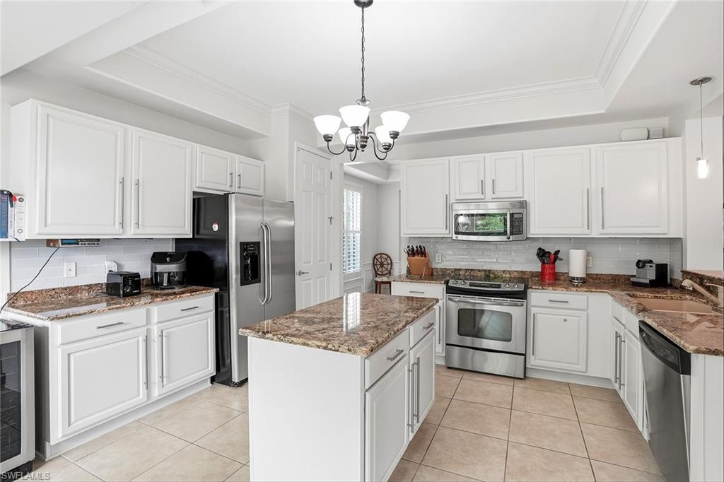 12026 Covent Garden CT 501 photo 15