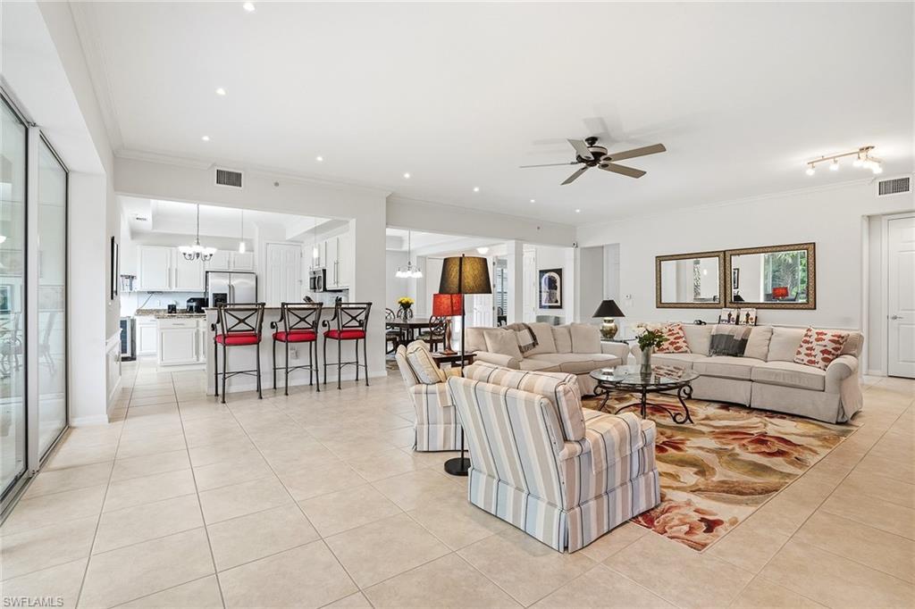 12026 Covent Garden CT 501 photo 11