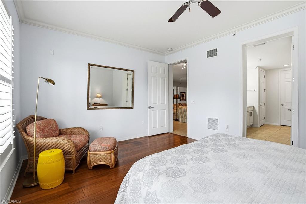 12026 Covent Garden CT 501 photo 19