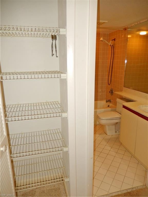 7119 Lakeridge View CT 403 photo 38