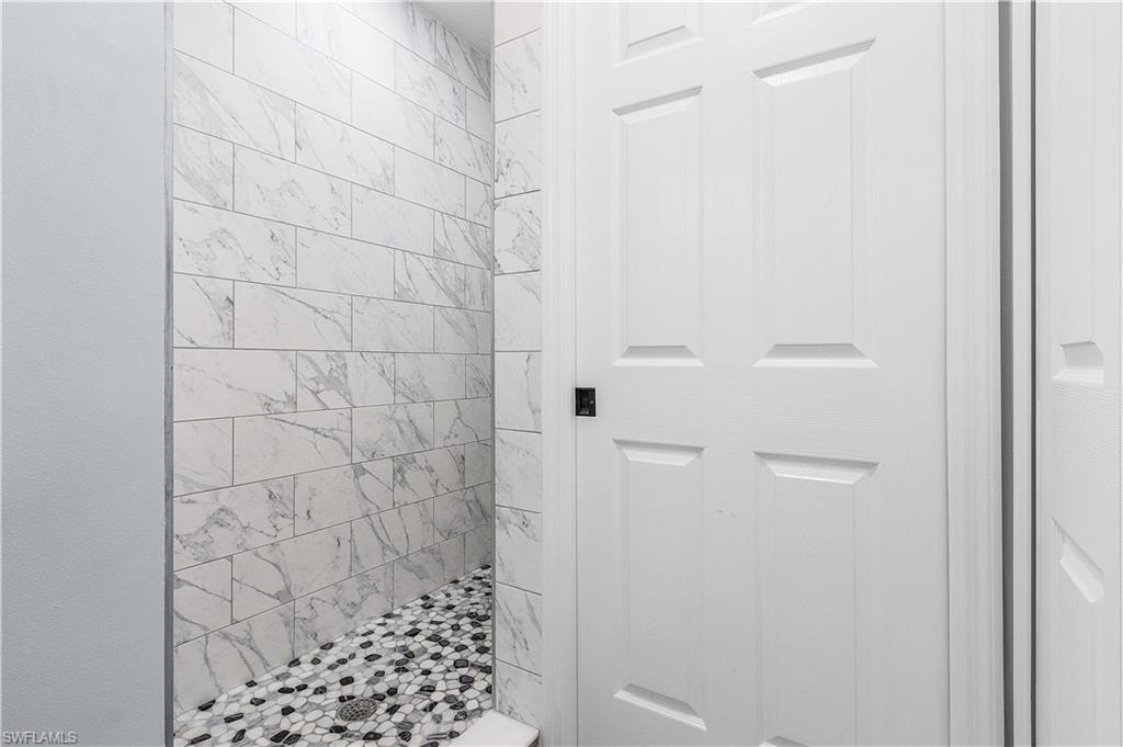 428 SW 37th ST photo 15