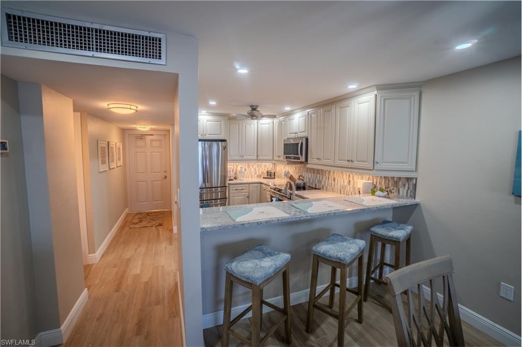 26000 Hickory BLVD 303 photo 7