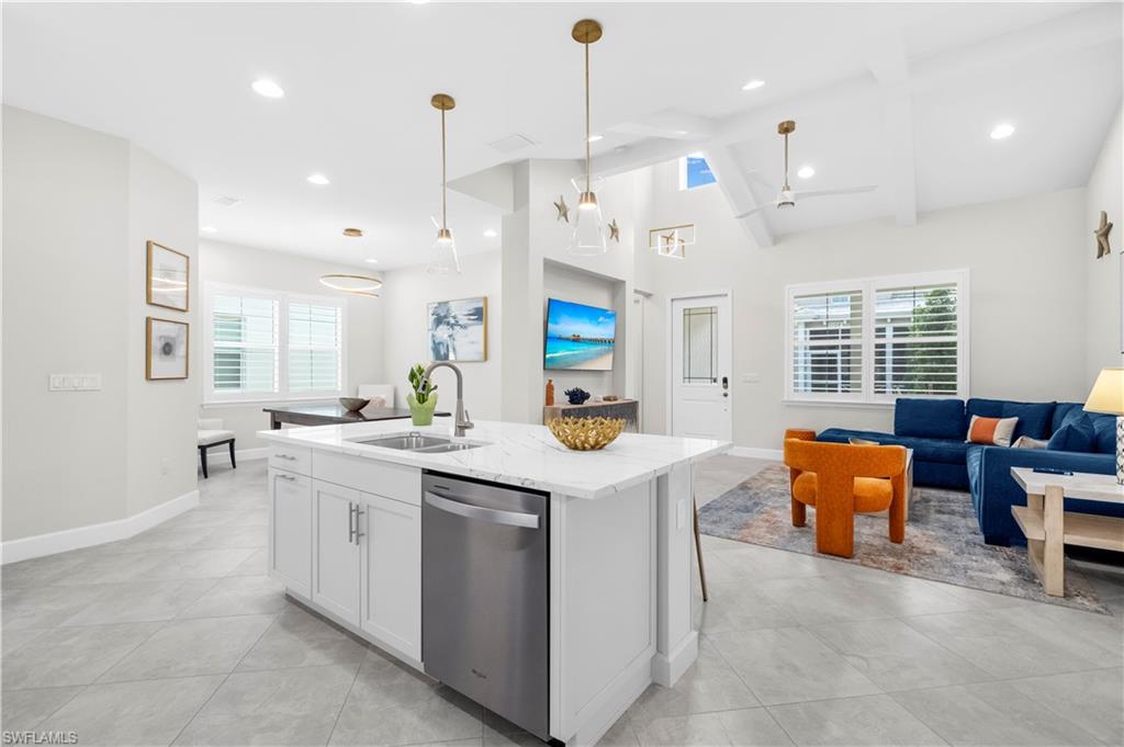 7080 Saona CT photo 6