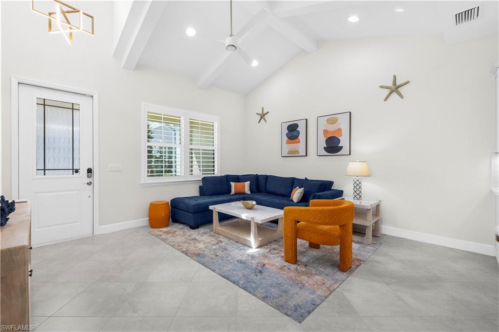 7080 Saona CT photo 13