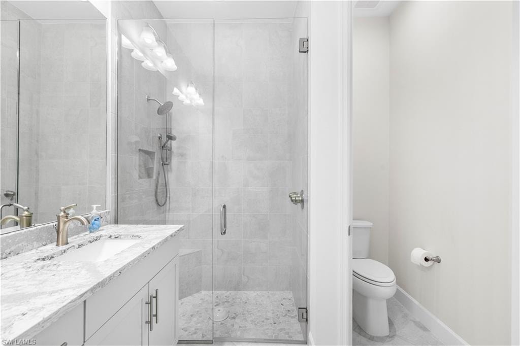 7080 Saona CT photo 15