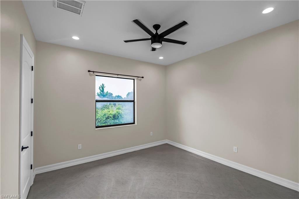 1105 James AVE photo 32