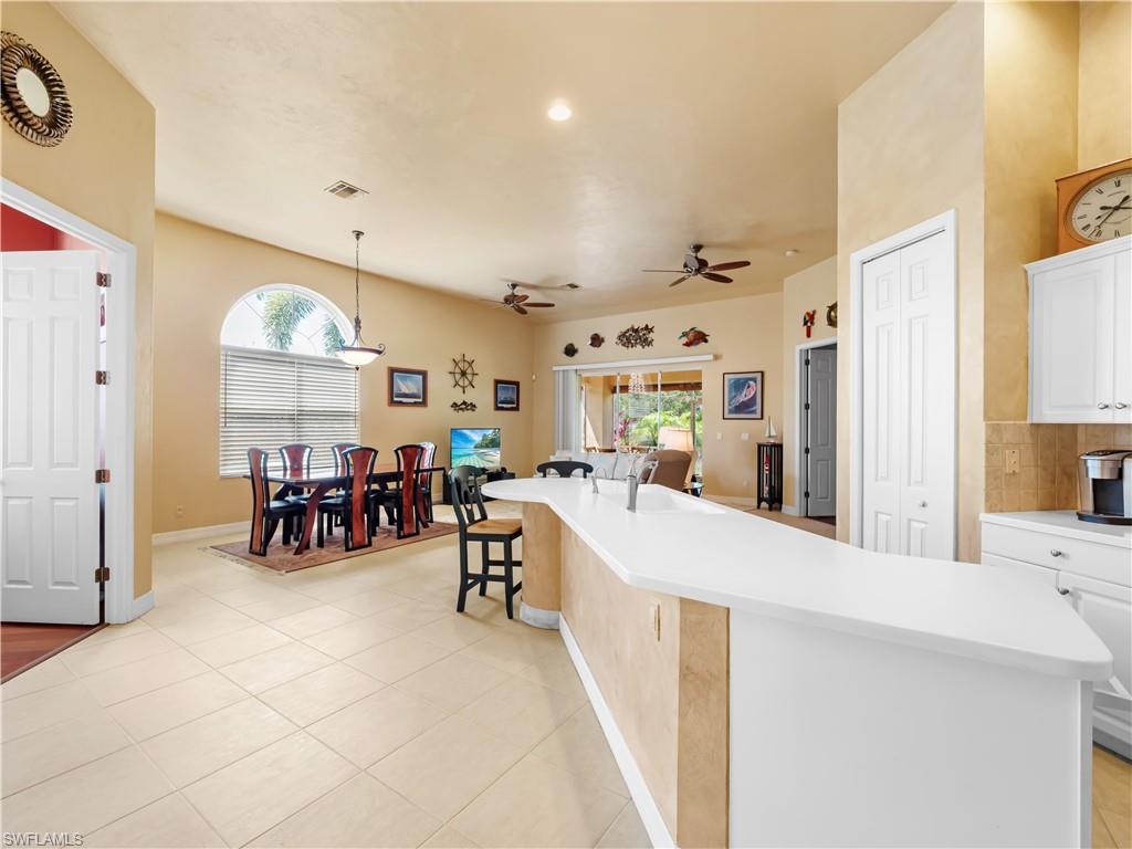 Hanging and recessed light fixtures