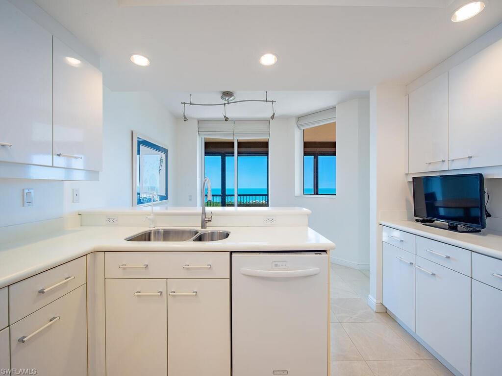 7225 Pelican Bay BLVD 1703