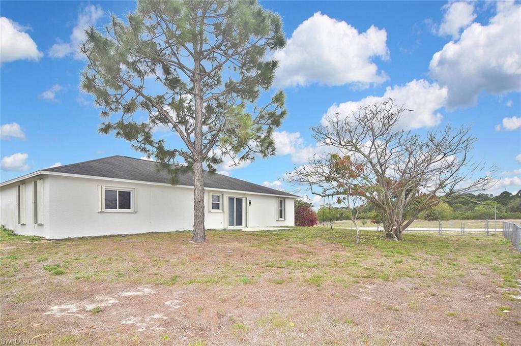 530 Peerless CIR photo 43