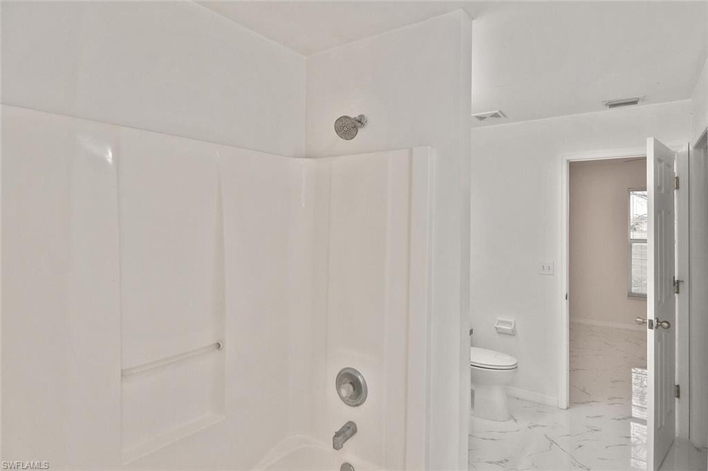 530 Peerless CIR photo 35