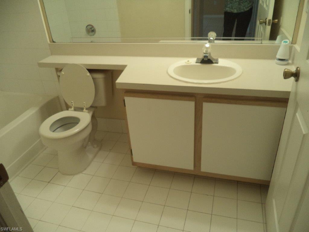 6330 Aragon WAY 108 photo 7