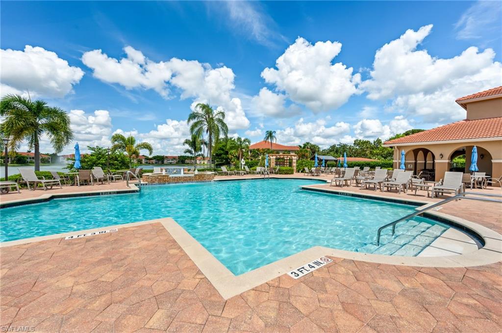 6930 Huntington Lakes CIR 203 photo 18