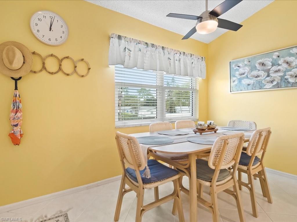 Eat-In Kitchen