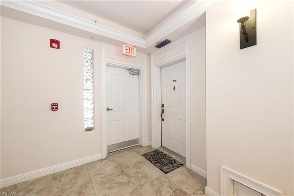 3957 Pomodoro CIR 201