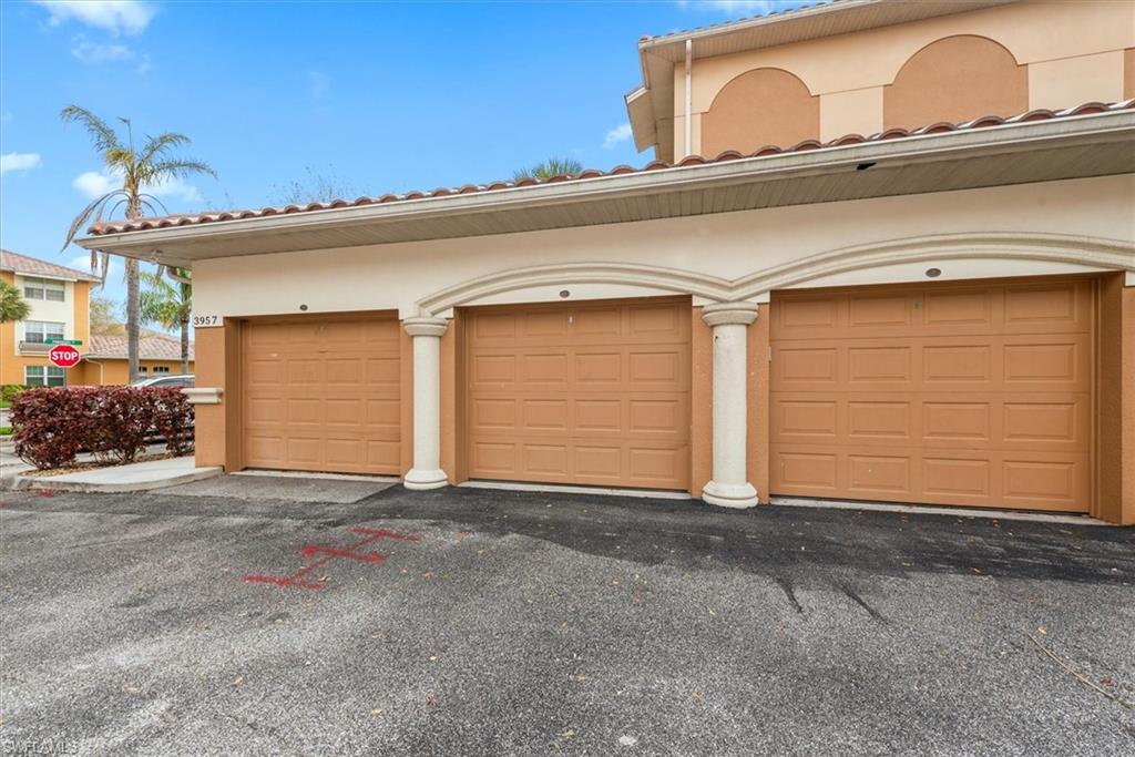 3957 Pomodoro CIR 201 photo 39