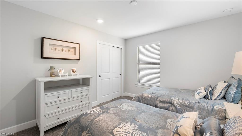 2nd Floor Bedroom with 2 twin beds