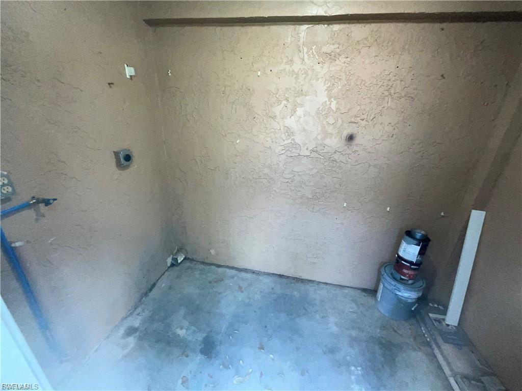 610 SE 13th CT A photo 19