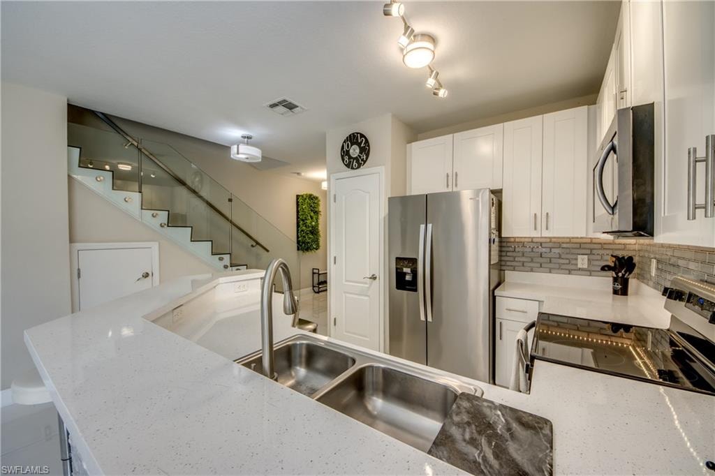 8531 Athena CT