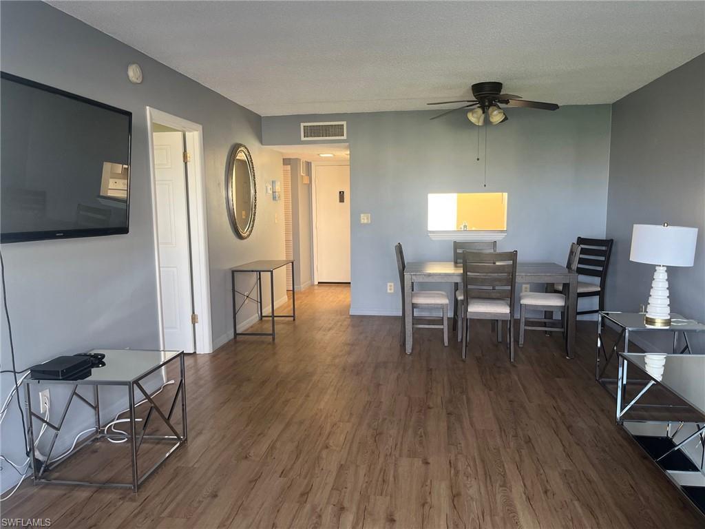 6220 Augusta DR 301 photo 6