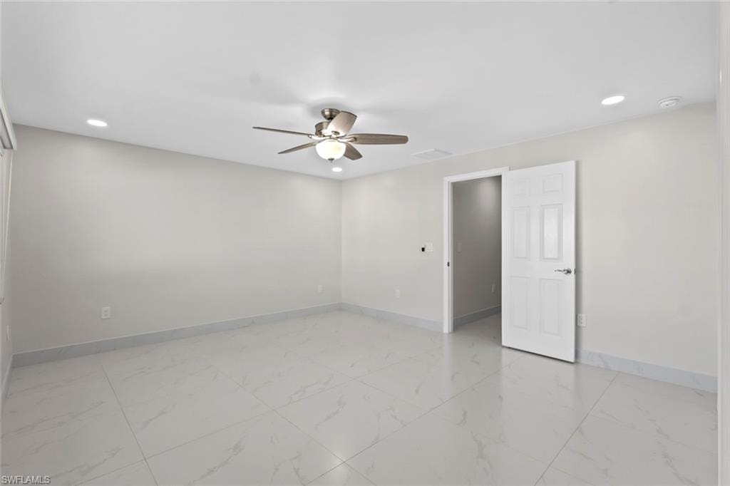 107 Albatross ST photo 17